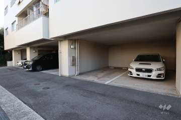敷地内駐車場（屋内平面式）