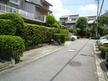 敷地内は緑豊かです。