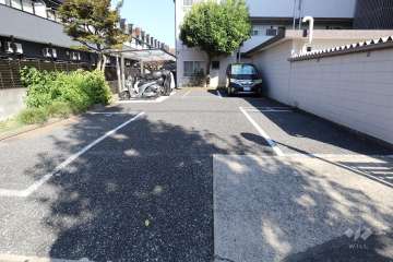 敷地内駐車場（屋外平面式）