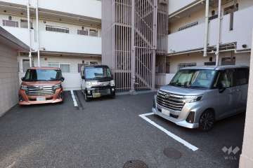 敷地内駐車場（屋外平面式）