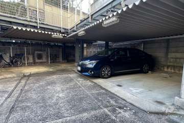 敷地内駐車場（屋内平面式）