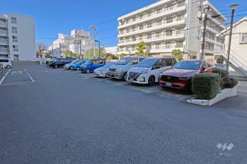 敷地内駐車場（屋外平面式）