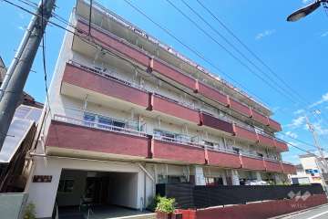 サンライズ蓮根の外観（南東側から）