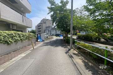 敷地南西側の前面道路　