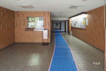 エントランスホール