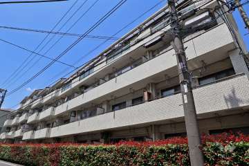 シャルム見次公園の外観（南側から）