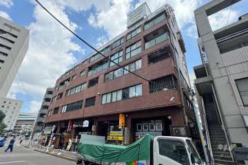 キャニオンマンション第２板橋の外観（南西側から）