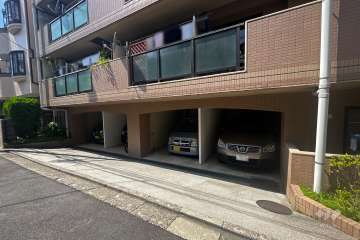 敷地内駐車場（屋内平面式）