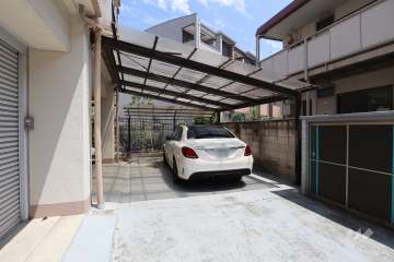 敷地内駐車場（屋外平面式）