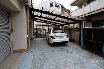 敷地内駐車場（屋外平面式）