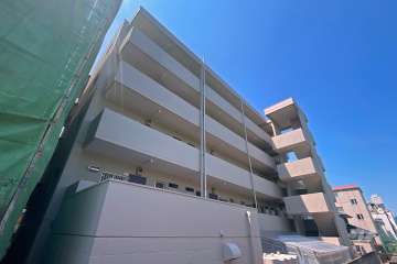 サンライフ新高島平の外観（北東側から）