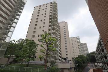 サンシティB棟の外観（東側から）