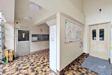 エントランスホール