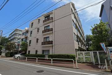 パーク・ノヴァ池袋要町の外観（南西側から）