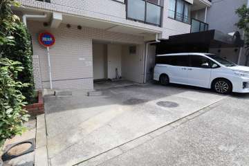 敷地内駐車場（屋外平面式）