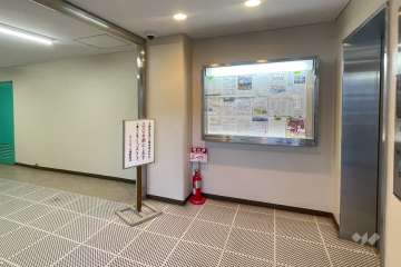 エントランスホール