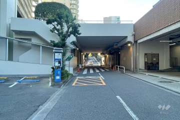 敷地北側の前面道路