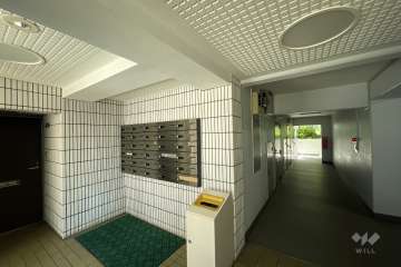 エントランスホール