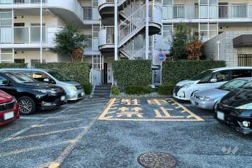 敷地内駐車場（屋外平面式）