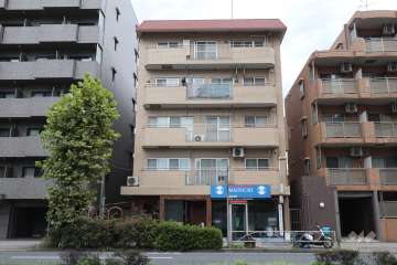 弥生コーポ（板橋区）の外観（南西側から）