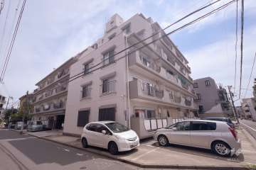 メゾン南ときわ台の外観（南西側から）