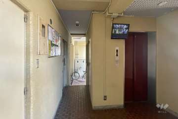 エントランスホール