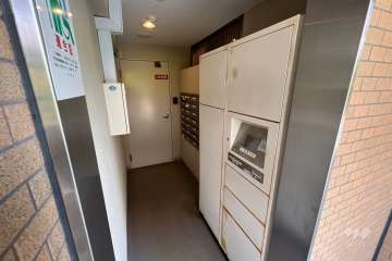 宅配ボックスと共用ポスト