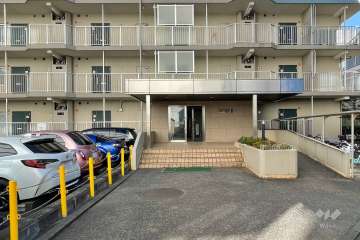 エントランスアプローチ　