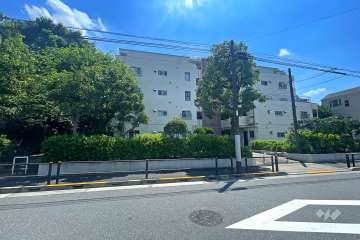 ドミール蓮根の外観（北東側から）