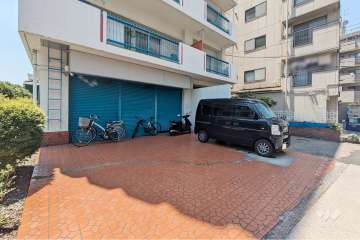 敷地内駐車場（屋外平面式）