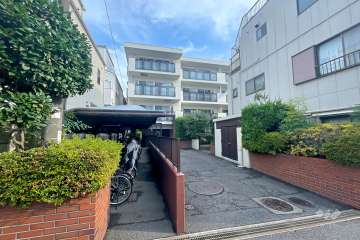 江古田サニーフラットの外観（南西側から）