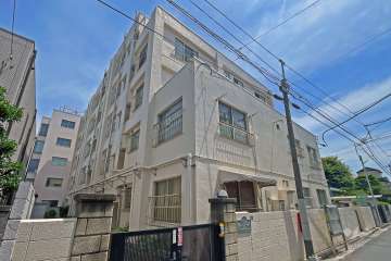 南ときわ台ローヤルコーポの外観（南西側から）