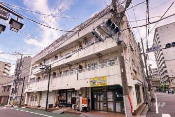 サンライフ本町の外観（北東側から）