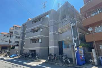 オリンポス板橋栄町の外観（北東側から）