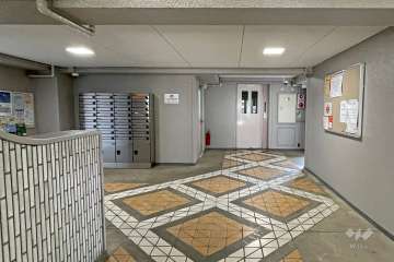 エントランスホール