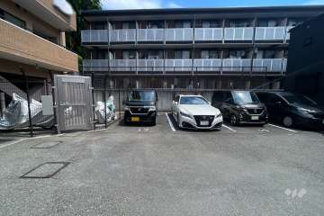 敷地内駐車場（屋外平面式）