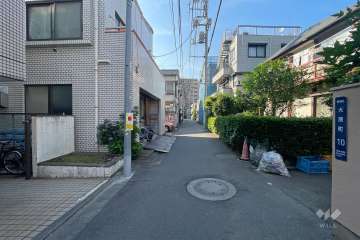 敷地東側の前面道路　