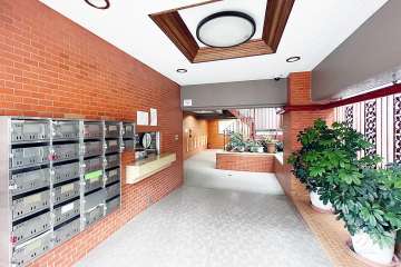 エントランスホール