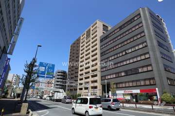 キングマンション尼崎シエナシティの外観(南東側から)