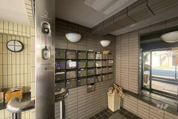 エントランスホール