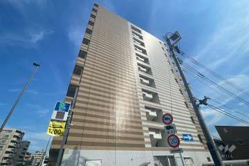 アゼスト板橋２の外観（北西側から）