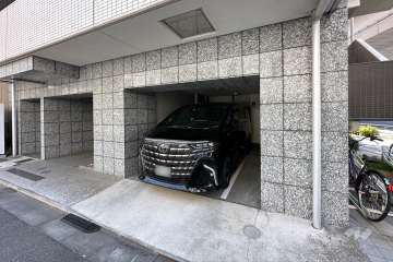 敷地内駐車場（屋外平面式）