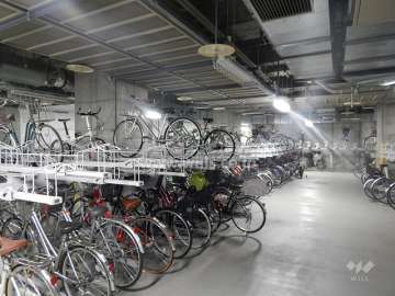 駐輪場(地下1階)