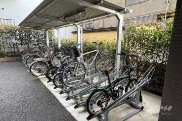 駐輪場（屋根付き）