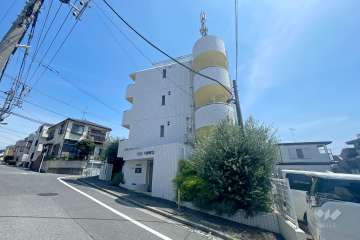 TOP下赤塚第2の外観（南西側から）