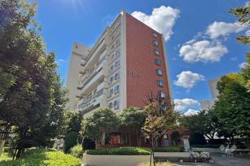 光が丘パークタウンゆりの木通り北5号棟の外観（北東側から）