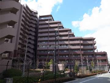 ジオ・パークスクエア池田（ブルーミングスクエア）の外観（東側から）