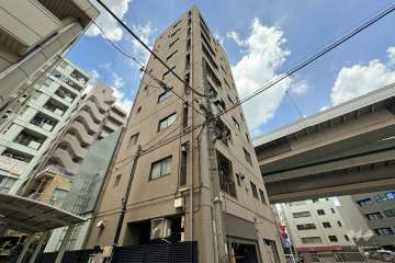 小泉ビルの外観（南側から）