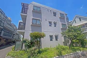 キャニオンマンション加賀町の外観（南東側から）