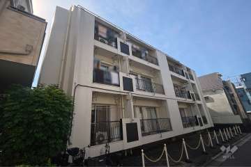 ドエル青渭の外観（北西側から）